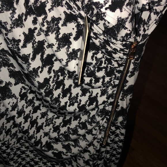 Guess size 12 black & white houndstooth faux wrap dress w/ zip detail NWT - Picture 9 of 16